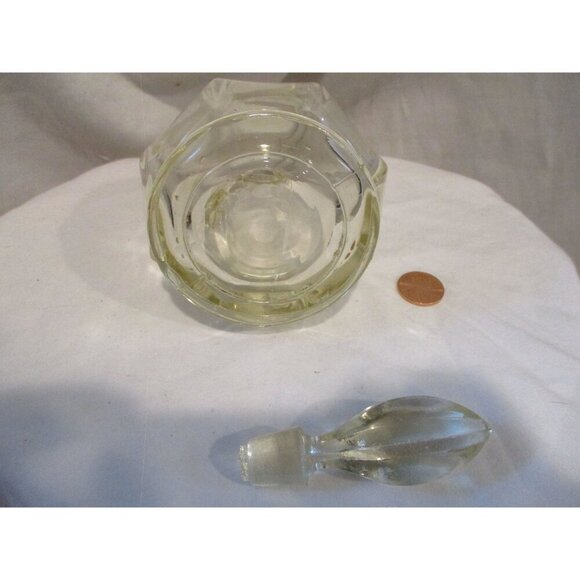 Decanter Cruet Caster Pitcher stopper Vintage Syrup vinegar oil yellow hue glass - Picture 5 of 5